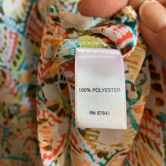 J. Jill sheer button-down sleeveless blouse with sweet print slinky and cool! M - Picture 5 of 8